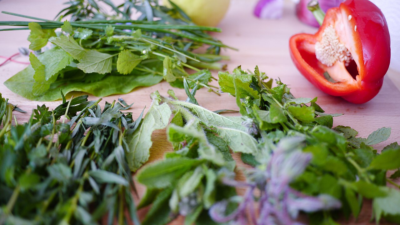 Herbs & Aromatics